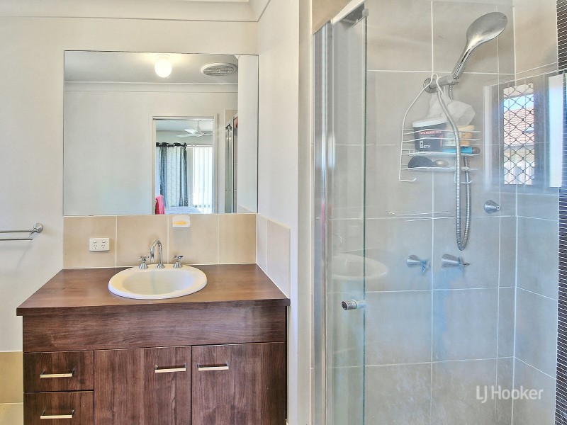 6 Budawang Street, Parkinson QLD 4115