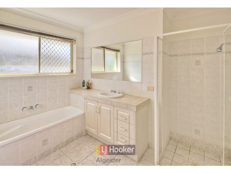 22 Michigan Crescent, Parkinson QLD 4115