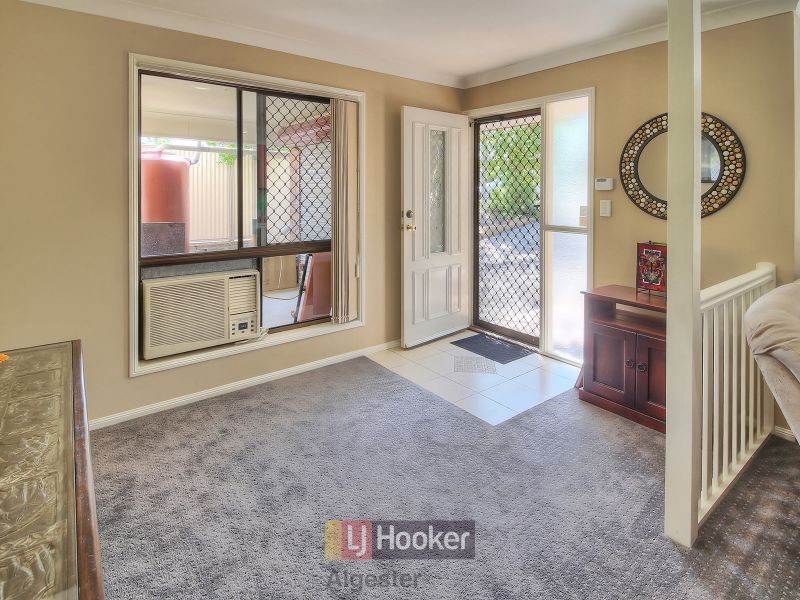 88 Haldham Crescent, Regents Park QLD 4118