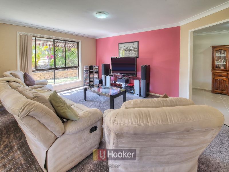 88 Haldham Crescent, Regents Park QLD 4118