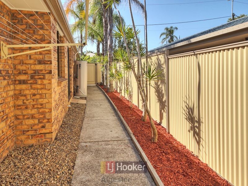 88 Haldham Crescent, Regents Park QLD 4118
