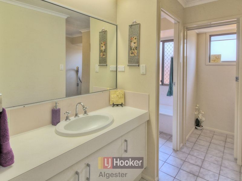 16 Bundabah Drive, Calamvale QLD 4116