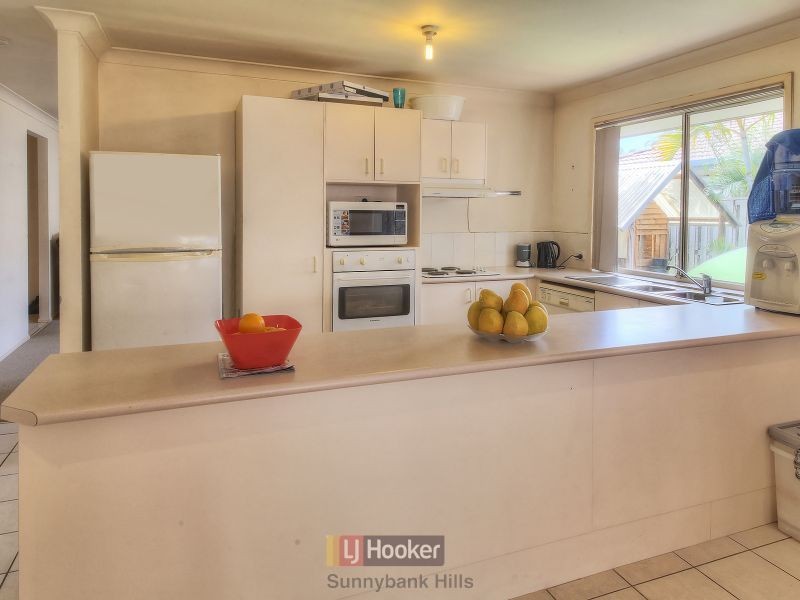 19 Housman Place, Calamvale QLD 4116