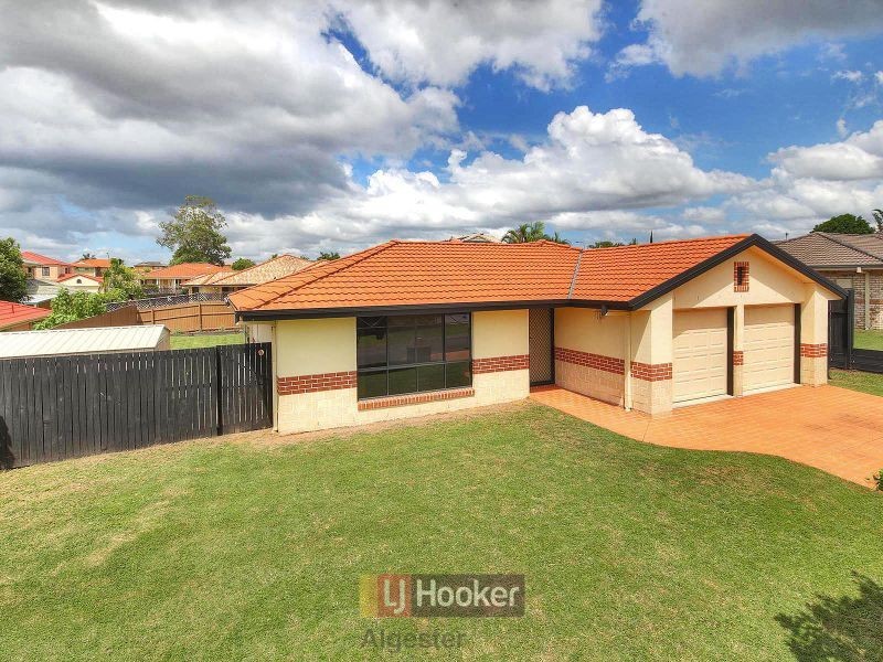 15 Glenlee Place, Parkinson QLD 4115