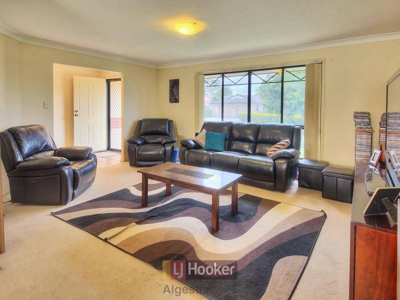 15 Glenlee Place, Parkinson QLD 4115