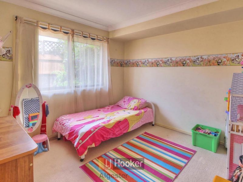 15 Glenlee Place, Parkinson QLD 4115