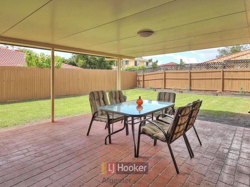 15 Glenlee Place, Parkinson QLD 4115