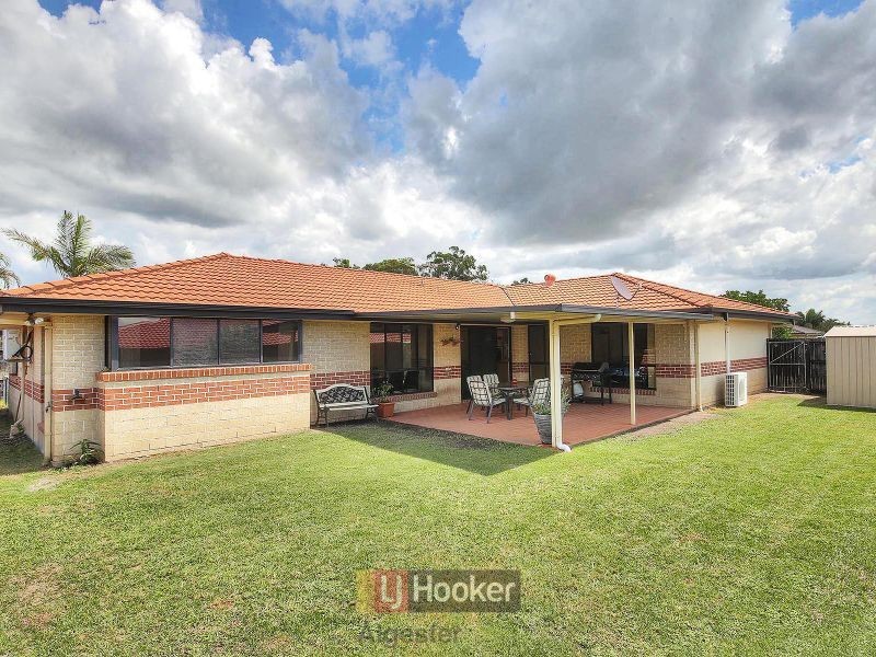 15 Glenlee Place, Parkinson QLD 4115