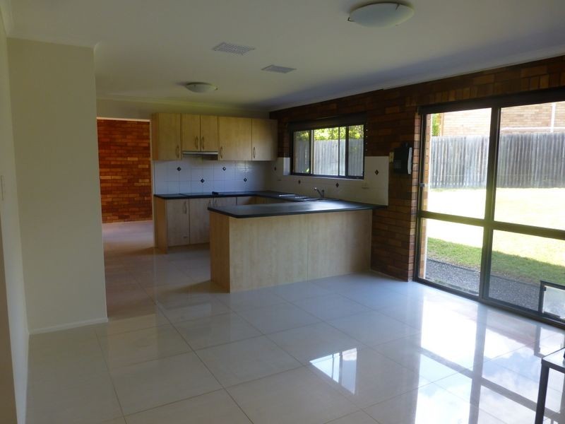 2 Greenleaf Street, Sunnybank Hills QLD 4109