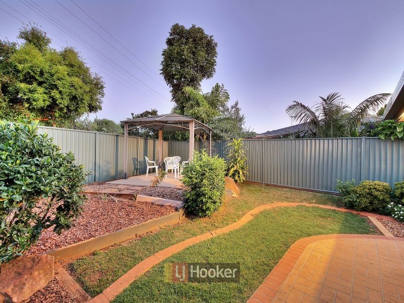 4 Autumnwood Court, Algester QLD 4115
