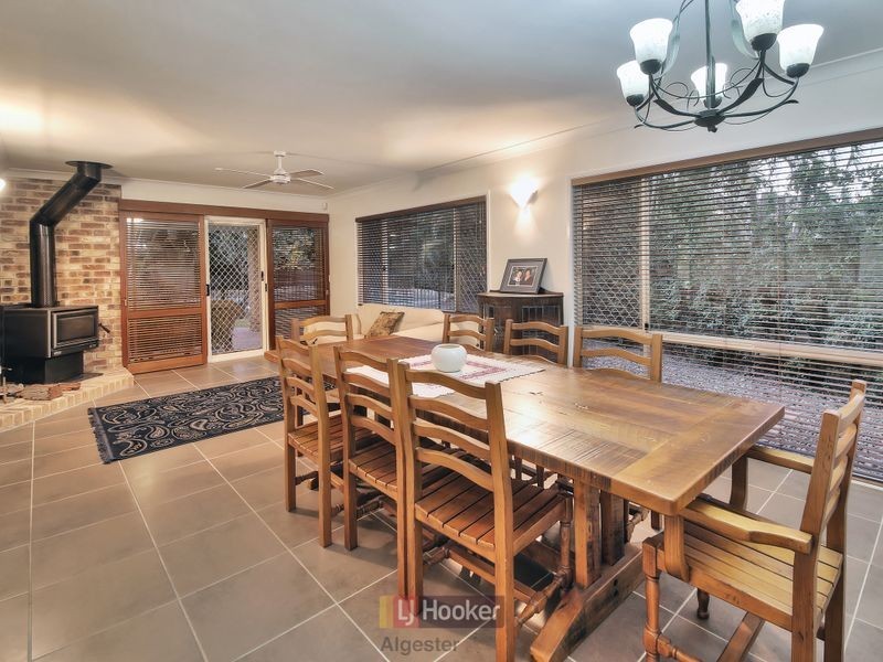 15 St John Close, Parkinson QLD 4115