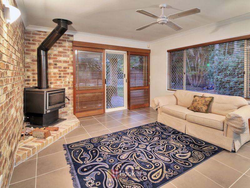 15 St John Close, Parkinson QLD 4115