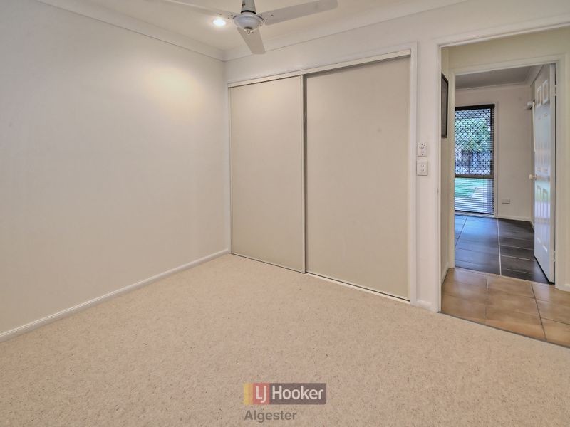 15 St John Close, Parkinson QLD 4115