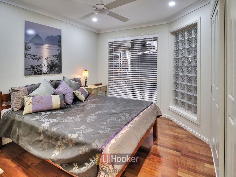 56 Swan Lake Crescent, Calamvale QLD 4116