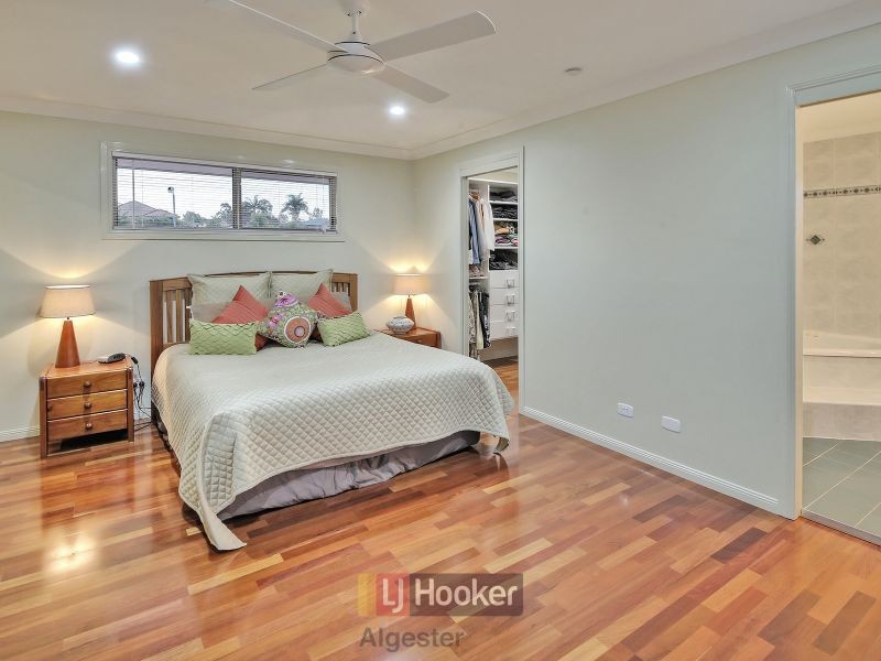56 Swan Lake Crescent, Calamvale QLD 4116