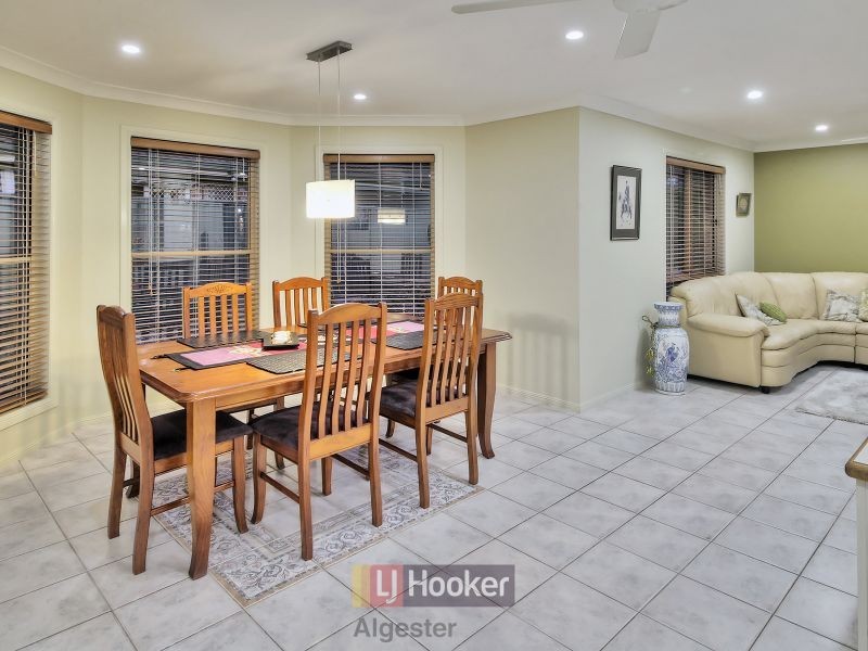 56 Swan Lake Crescent, Calamvale QLD 4116