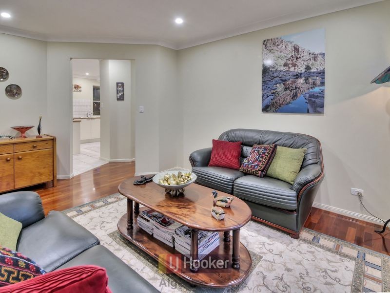 56 Swan Lake Crescent, Calamvale QLD 4116