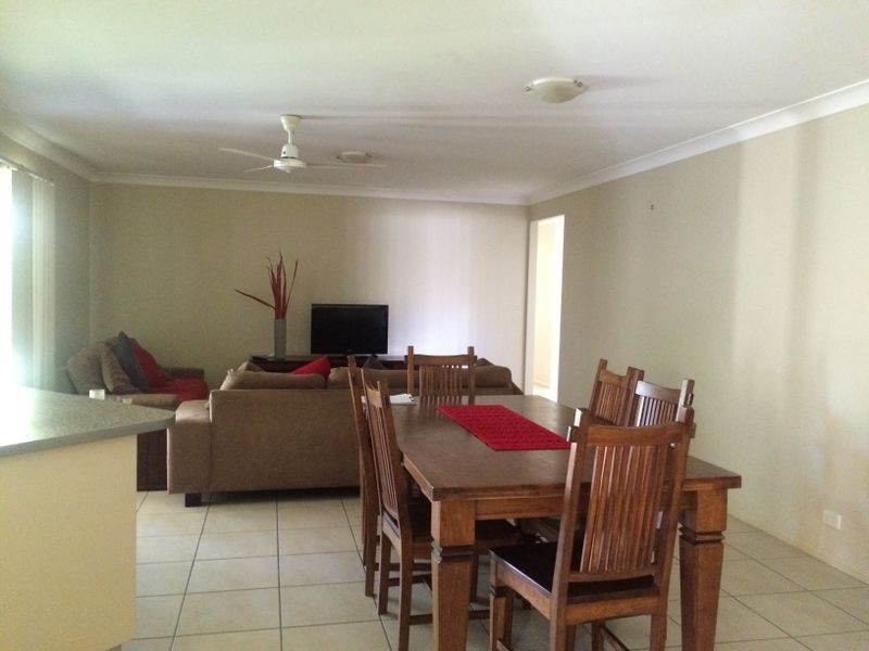 83 Gibraltar Circuit, Parkinson QLD 4115