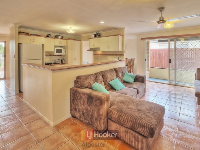 11 Killarney Place, Parkinson QLD 4115