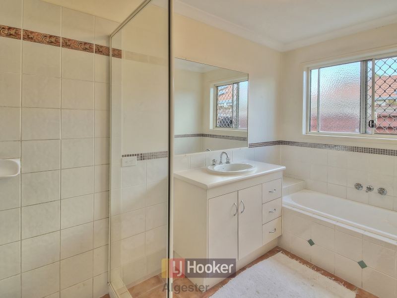 11 Killarney Place, Parkinson QLD 4115