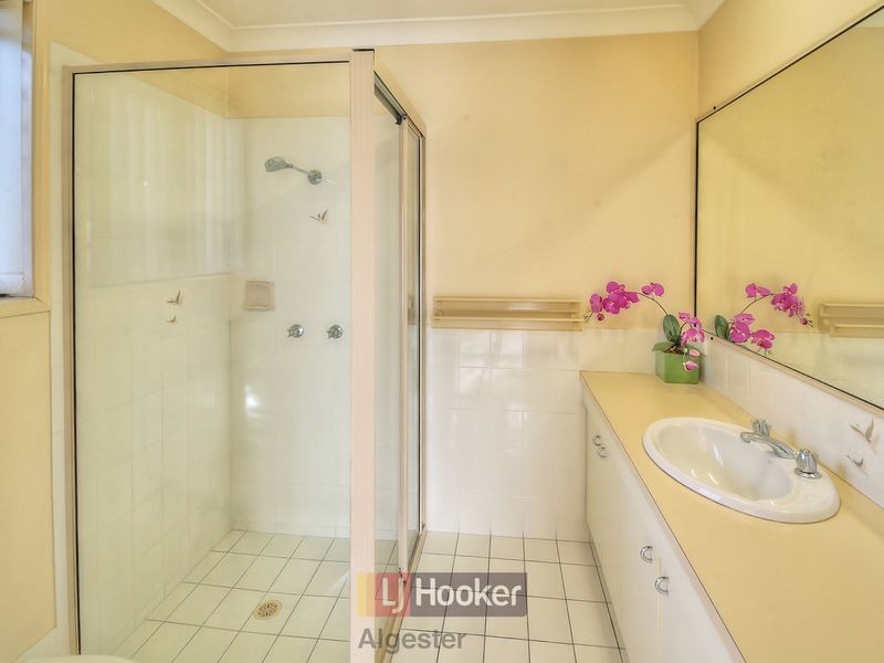 12 Karen Court, Runcorn QLD 4113