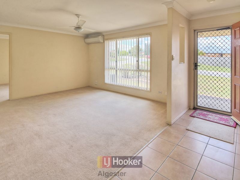 3 Tantanoola Place, Parkinson QLD 4115