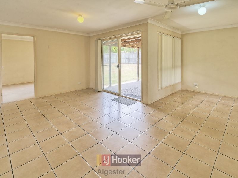 3 Tantanoola Place, Parkinson QLD 4115