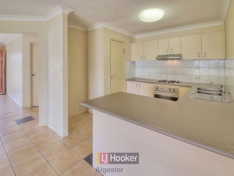 3 Tantanoola Place, Parkinson QLD 4115