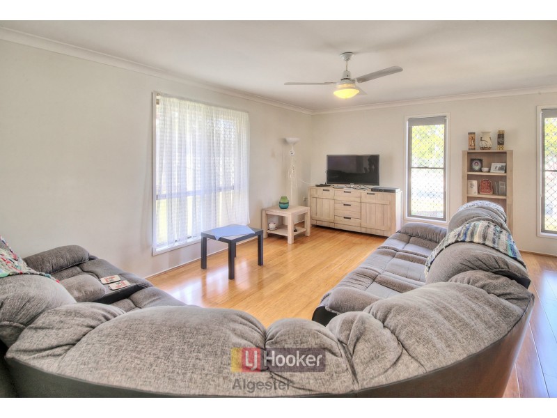 16 Mayfair Drive, Browns Plains QLD 4118