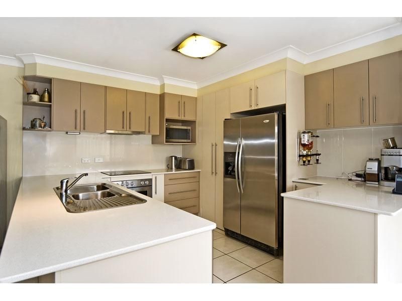 13 Girraween Crescent, Parkinson QLD 4115