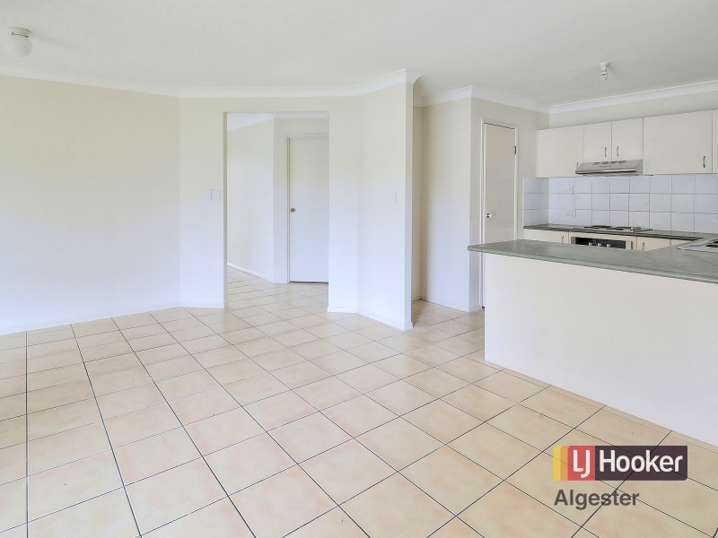 15 Tantanoola Street, Parkinson QLD 4115