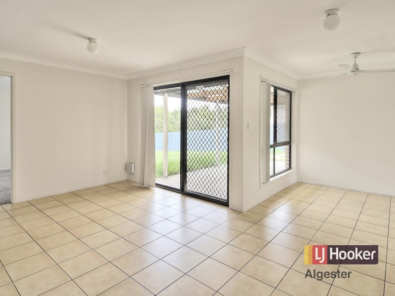 15 Tantanoola Street, Parkinson QLD 4115