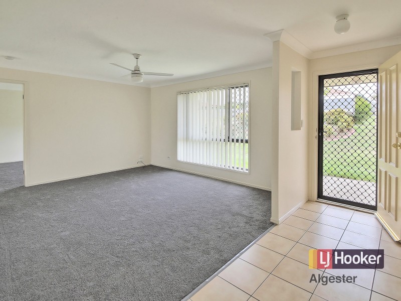 15 Tantanoola Street, Parkinson QLD 4115