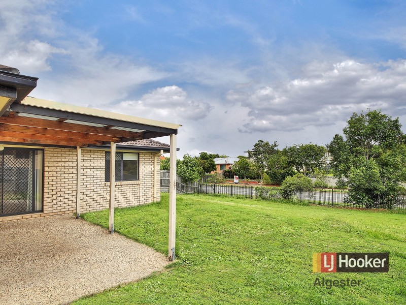 15 Tantanoola Street, Parkinson QLD 4115