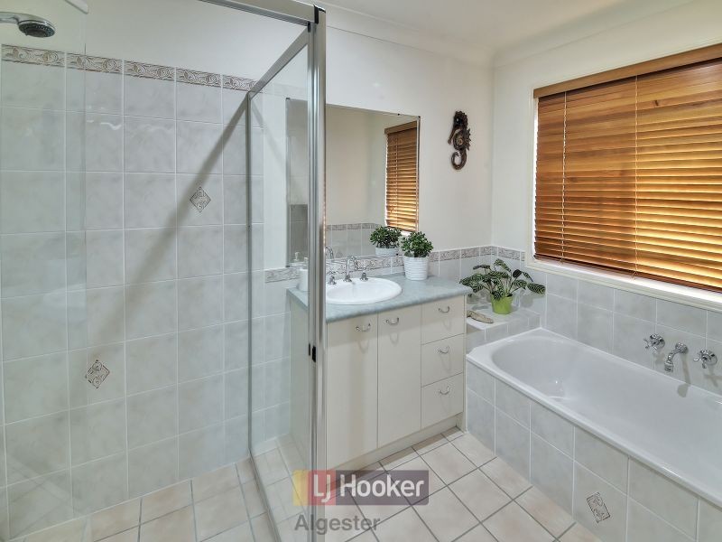 107 Greenways Esplanade, Parkinson QLD 4115