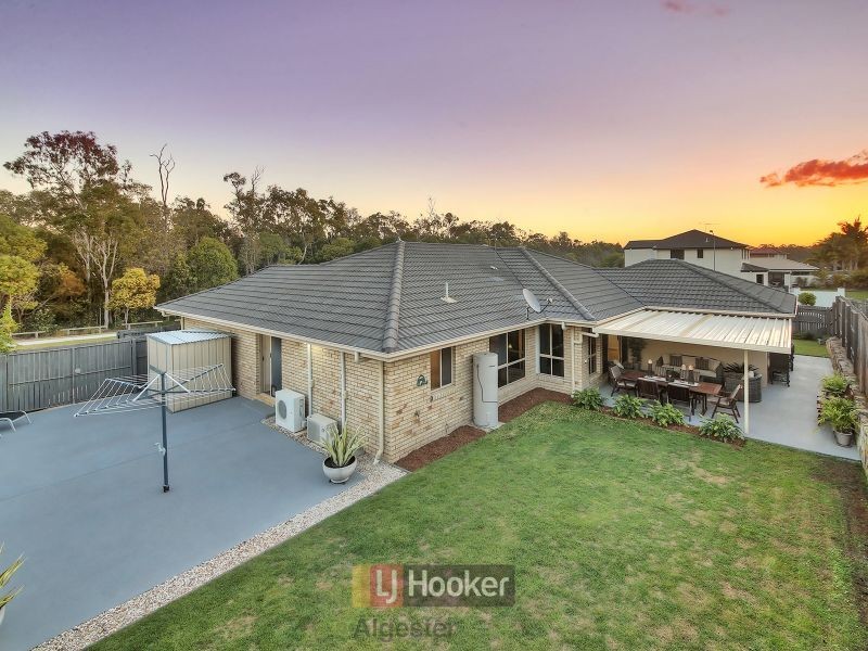 107 Greenways Esplanade, Parkinson QLD 4115