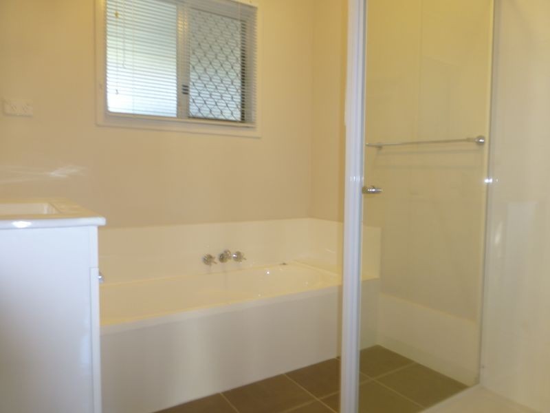 14 Mawarra Street, Kingston QLD 4114