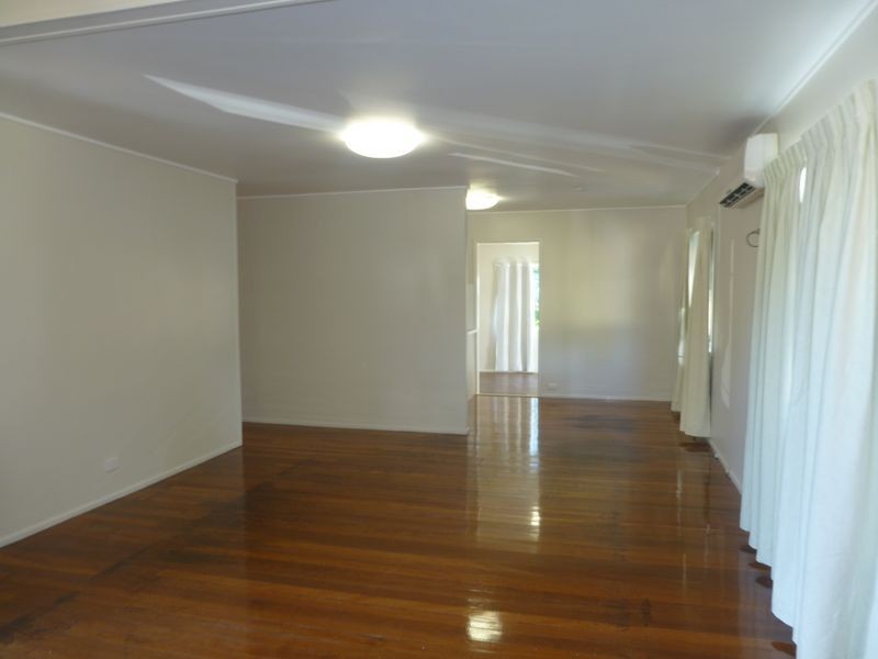 14 Mawarra Street, Kingston QLD 4114