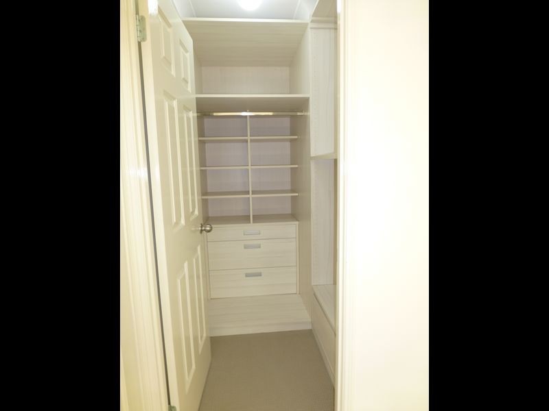 9 Carmel Place, Calamvale QLD 4116