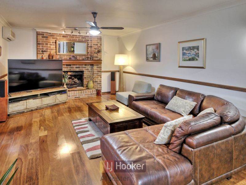 2 Cottonwood Crescent, Calamvale QLD 4116