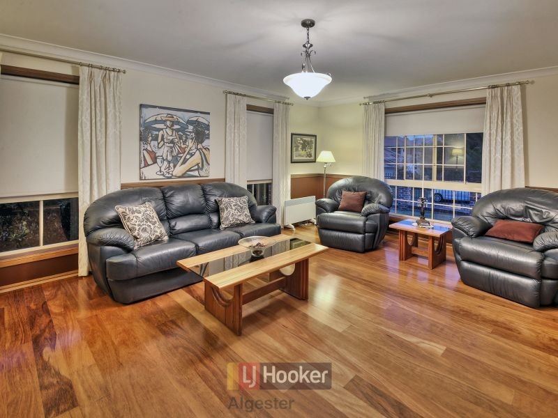 2 Cottonwood Crescent, Calamvale QLD 4116