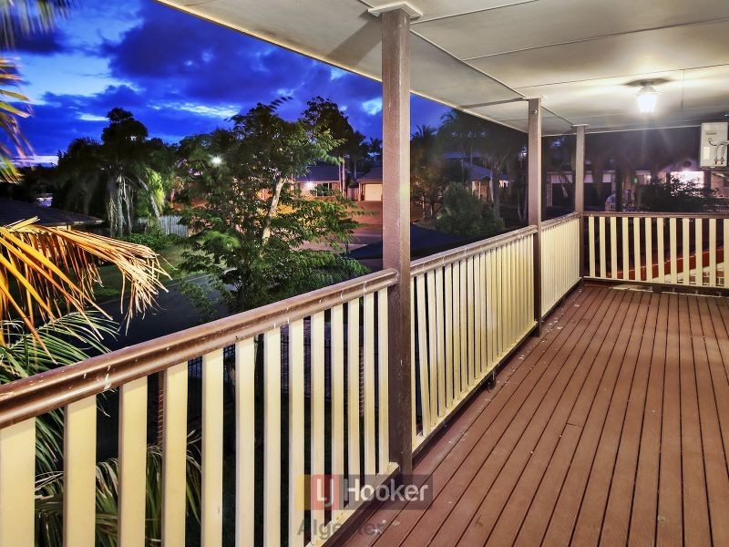 2 Cottonwood Crescent, Calamvale QLD 4116