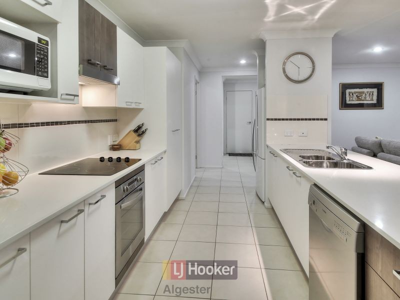 18 Kakadu Street, Parkinson QLD 4115