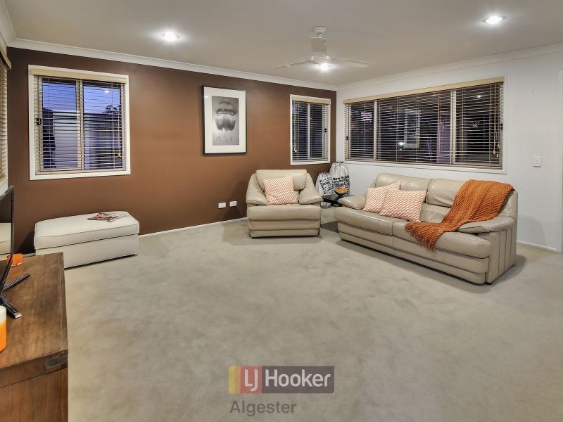 18 Kakadu Street, Parkinson QLD 4115