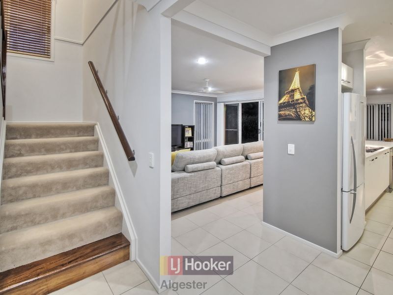 18 Kakadu Street, Parkinson QLD 4115