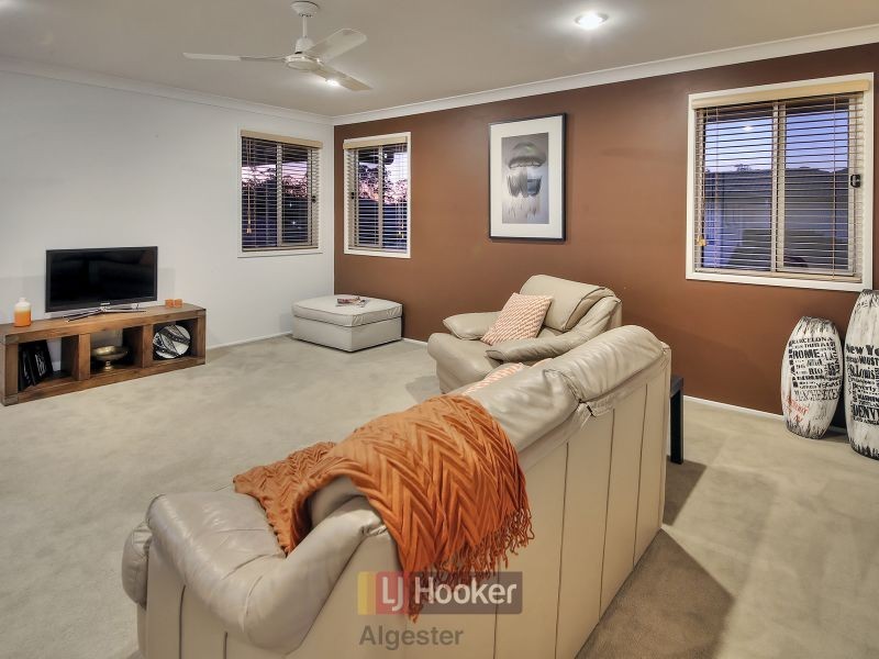 18 Kakadu Street, Parkinson QLD 4115