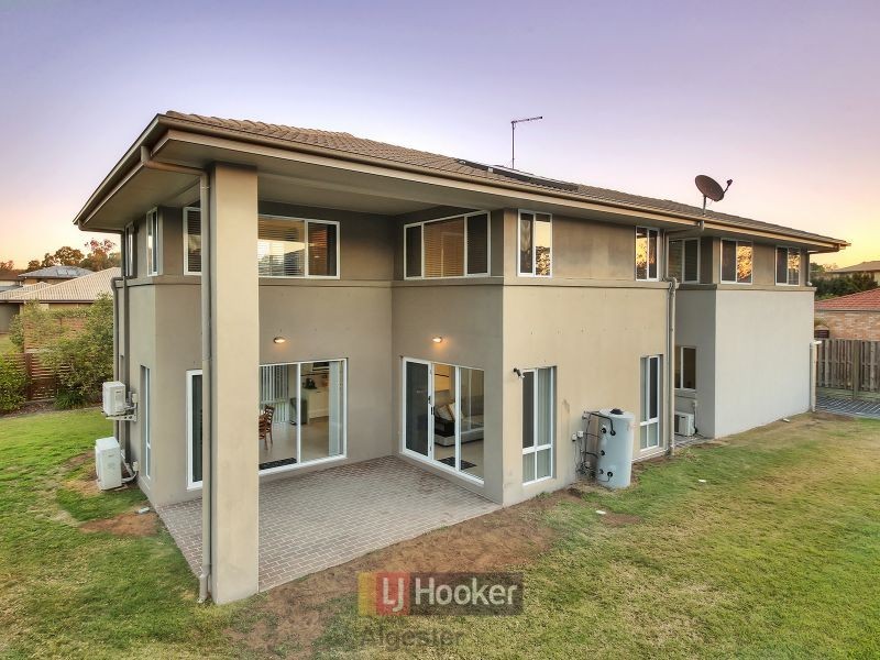 18 Kakadu Street, Parkinson QLD 4115