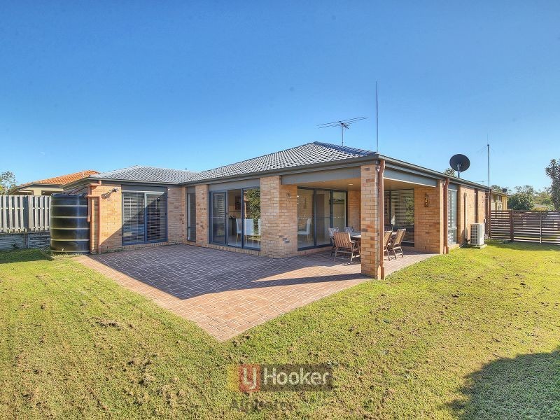 43 Mapelton Circuit, Parkinson QLD 4115