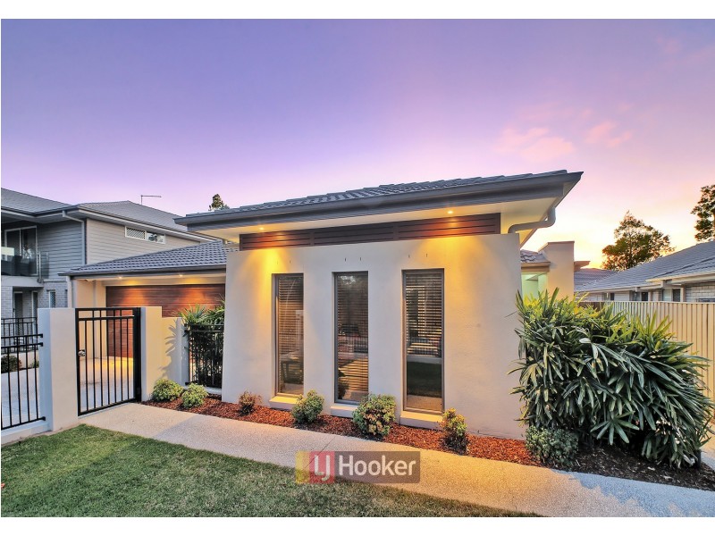 6 Casuarina Circuit, Heathwood QLD 4110