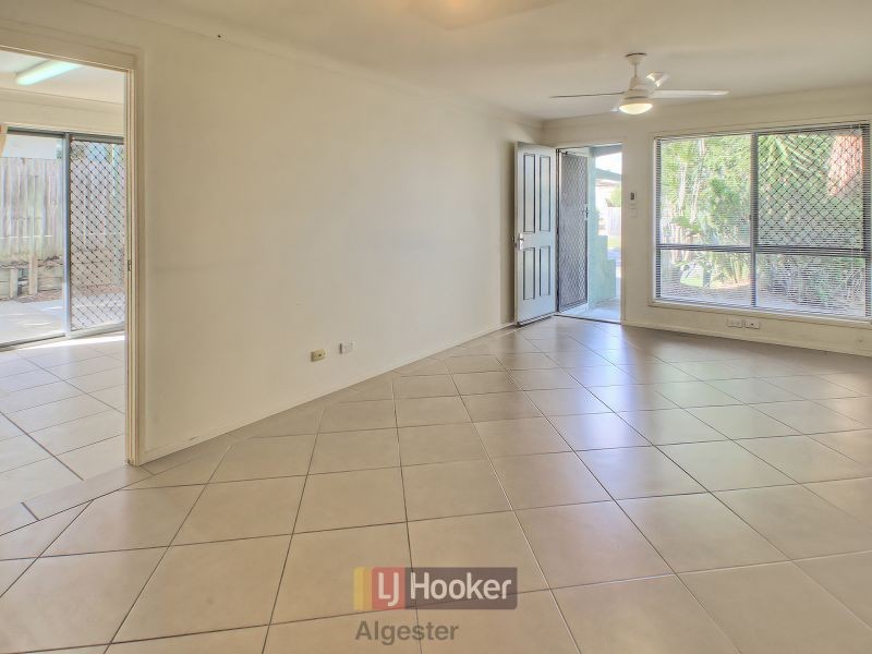 13 Maryland Place, Parkinson QLD 4115